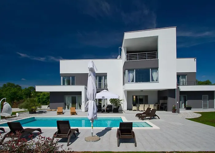 Windrose Ferienhaus Pula