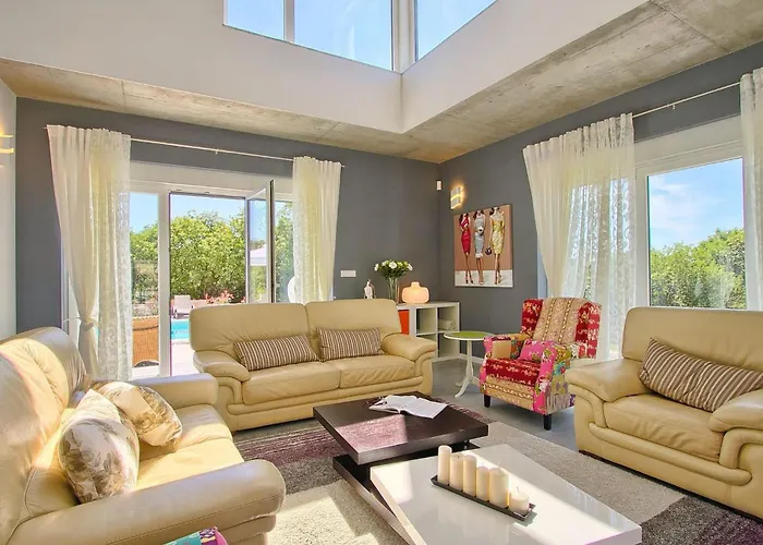 Будинок відпочинку Windrose Пула